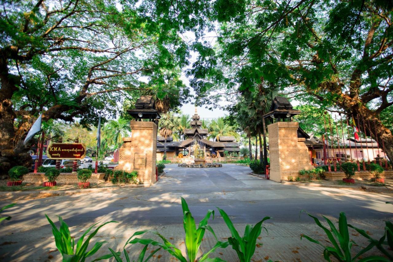 โรงแรม รอยัล เกทุมดี Taungoo ภายนอก รูปภาพ