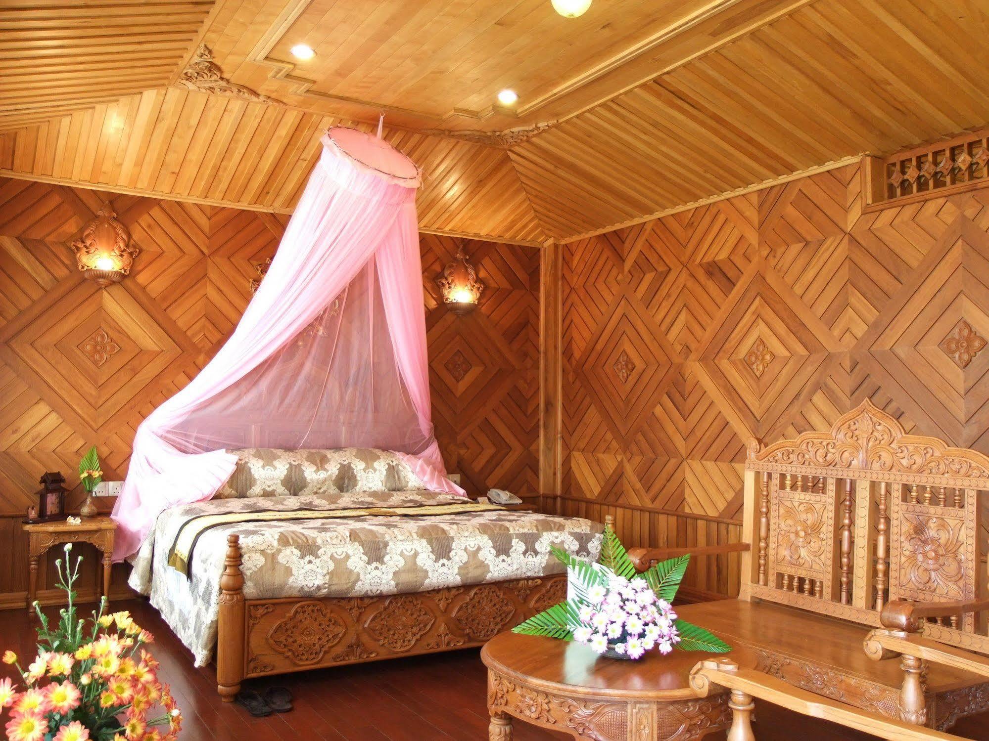 โรงแรม รอยัล เกทุมดี Taungoo ภายนอก รูปภาพ