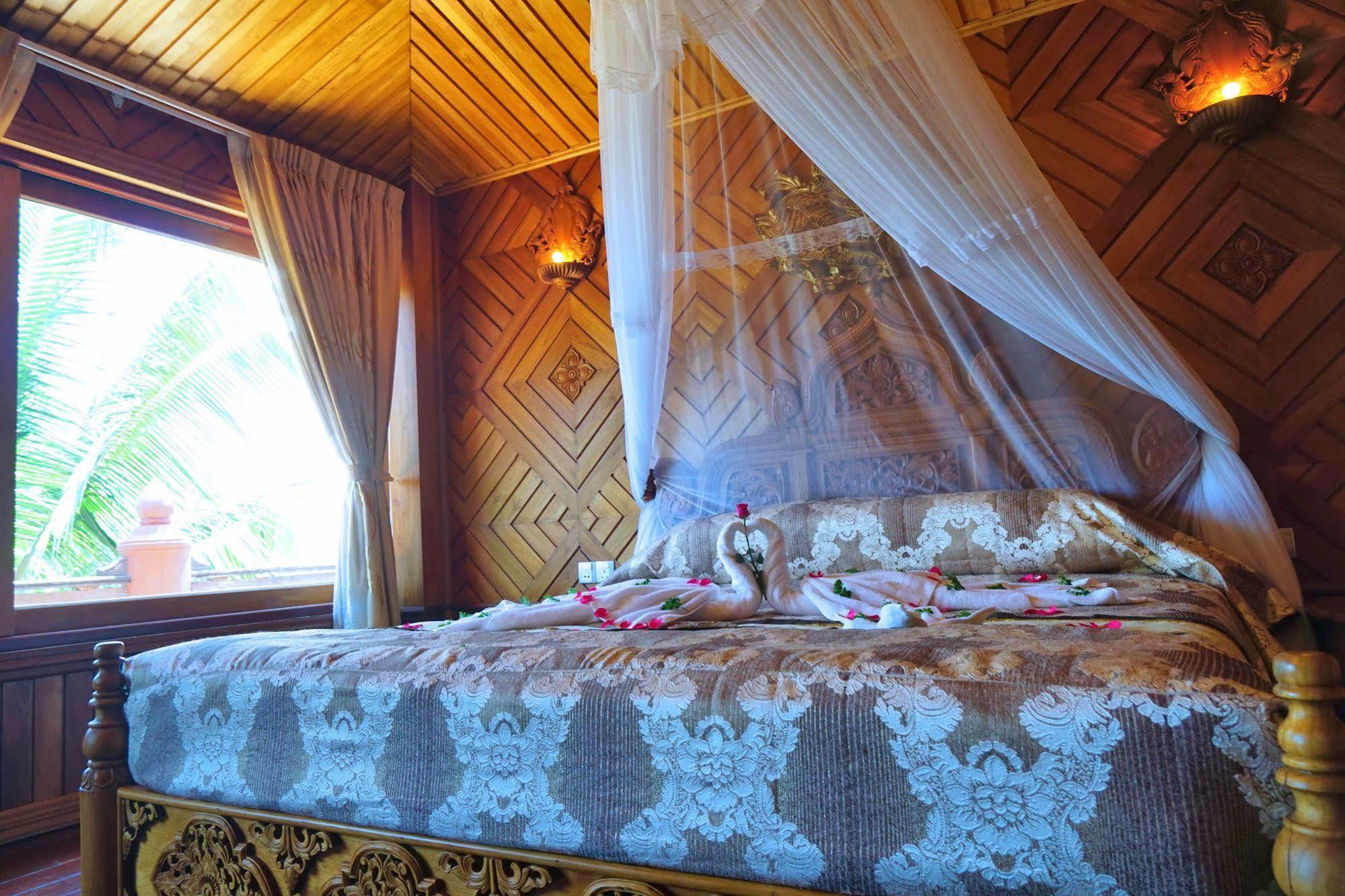 โรงแรม รอยัล เกทุมดี Taungoo ภายนอก รูปภาพ