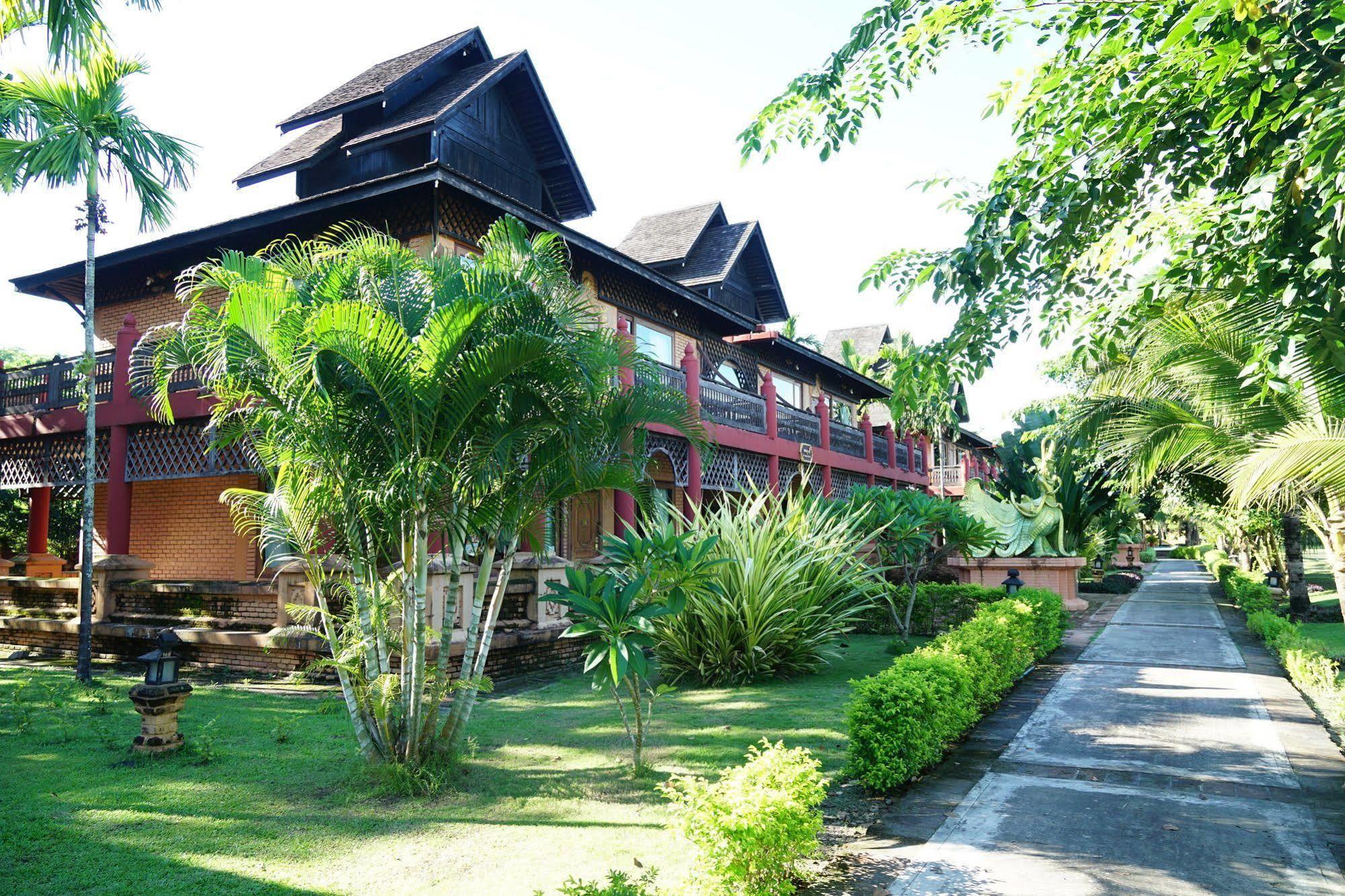 โรงแรม รอยัล เกทุมดี Taungoo ภายนอก รูปภาพ